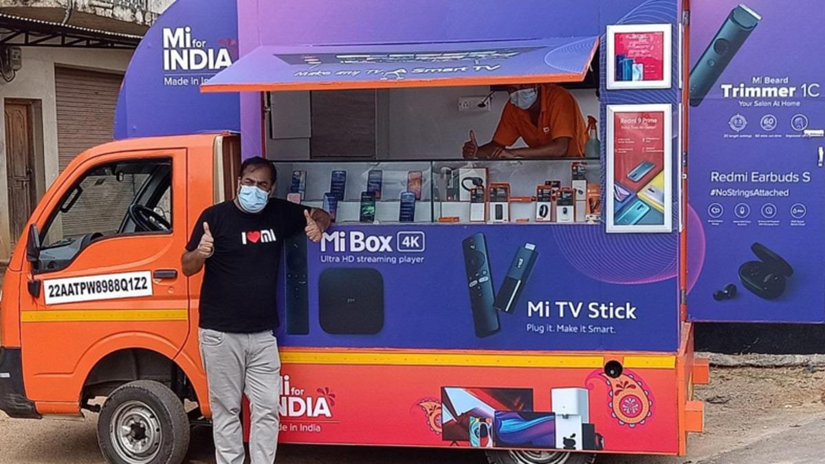 Xiaomi, Hindistan’da Seyyar Satıcılığa Başladı: Kamyonetle Ürün Satışı