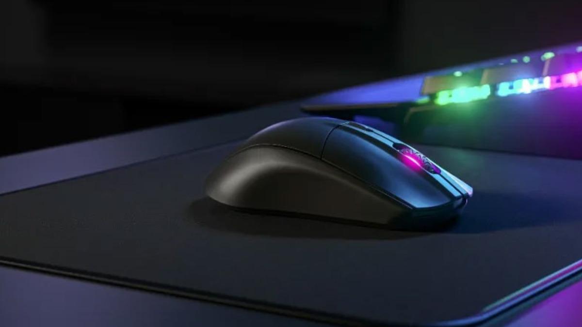 SteelSeries, Aylarca Oyun Oynatacak Pil Ömrüne Sahip Faresi Rival 3 Wireless’ı Duyurdu