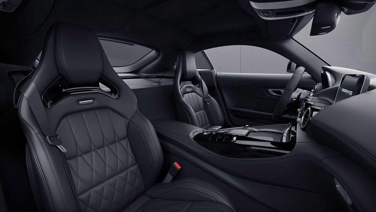 Asfalta İndirmeye Kıyamayacağınız Otomobil 2021 Mercedes-AMG GT Coupe Tanıtıldı