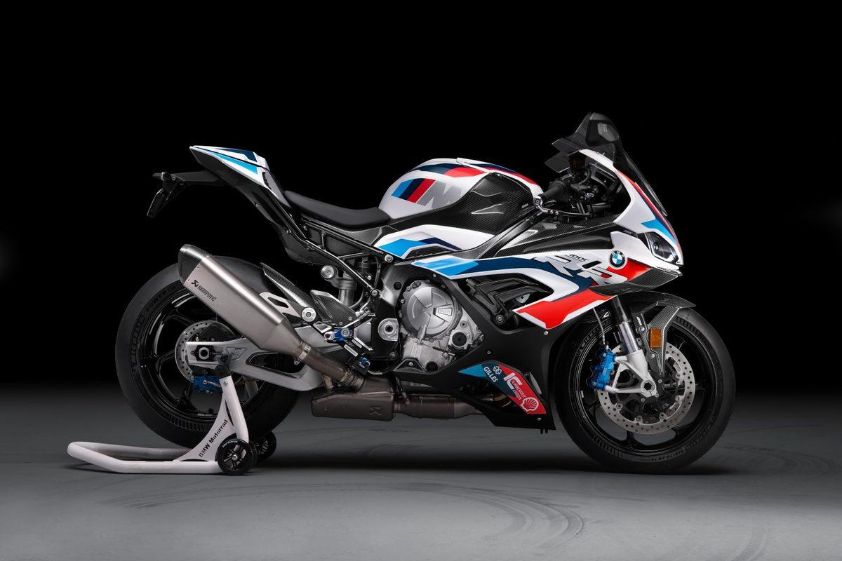 BMW, Markasının En Güçlü Motosikleti M1000RR’yi Tanıttı