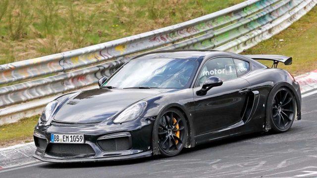 Porsche Cayman GT4 RS’in Müzik Niyetine Dinlenebilecek Motor Sesi (Video)
