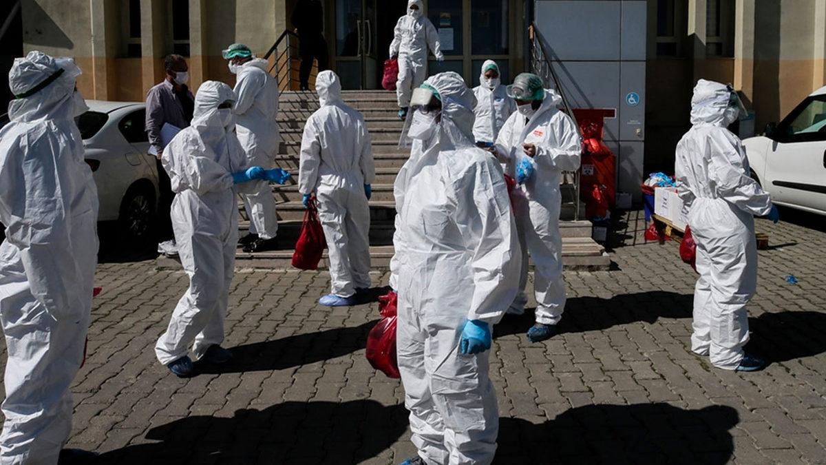 Sağlık Bakanı: Koronavirüs Testi Pozitif Çıkanlara Elektronik Bileklik Takılacak