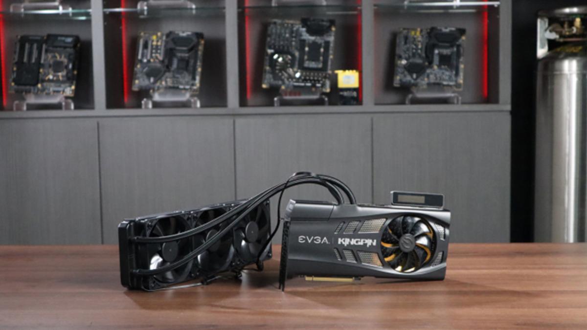 EVGA GeForce RTX 3090 KINGPIN, Devasa Soğutucusuyla Birlikte Görüntülendi