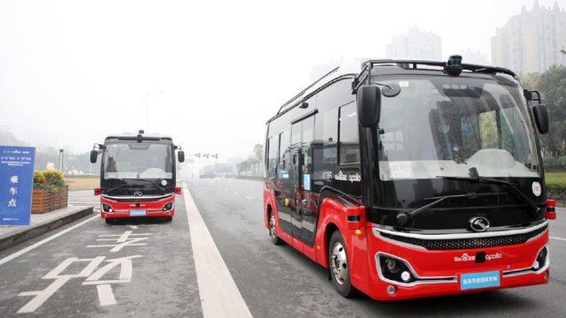 ’Arkaya Doğru İlerle’ de Diyecek mi: Çin, Sürücüsüz Otobüs Denemelerine Başladı