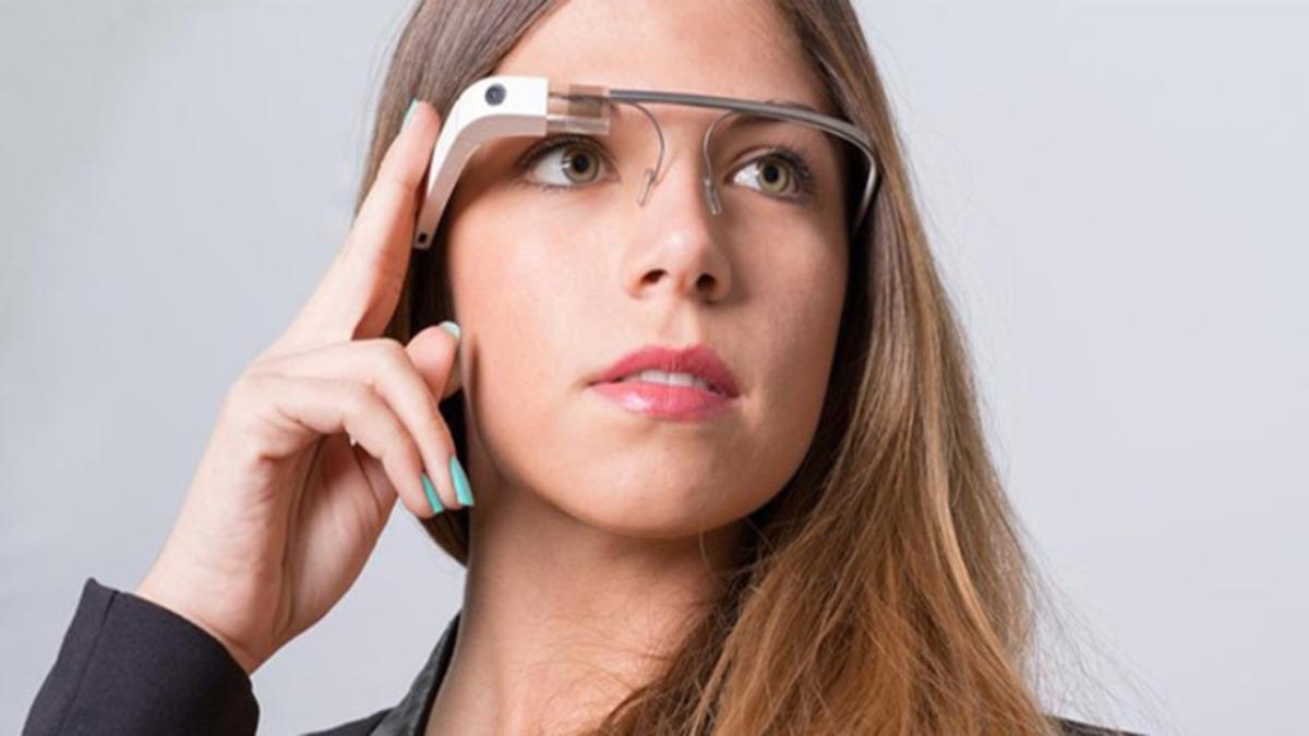 Geleceğin Teknolojisi Olarak Gösterilen ’Google Glass’ Neden Başarısız Oldu?