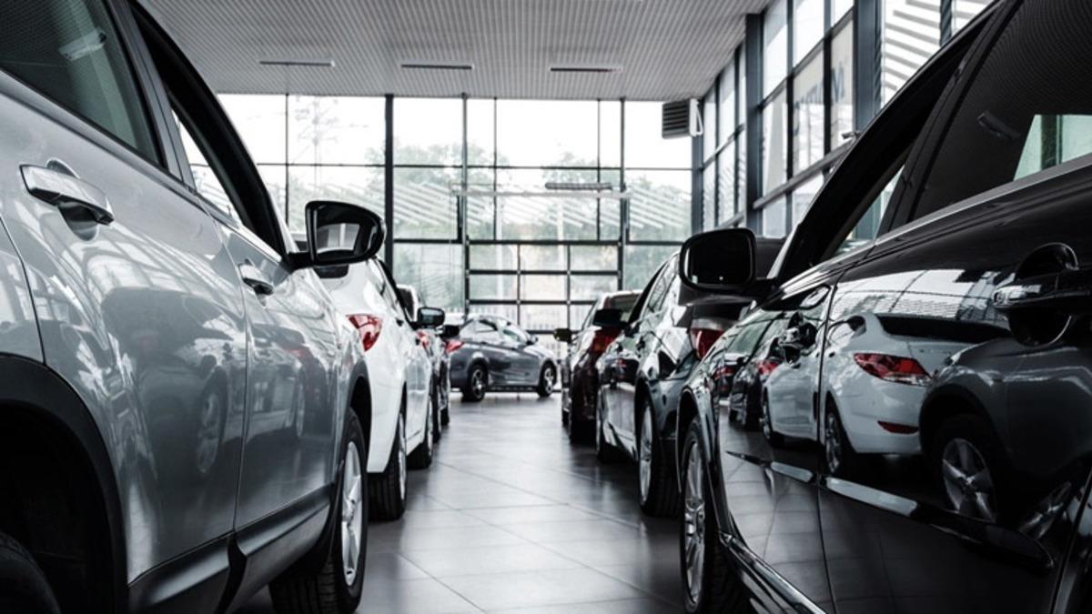 Sıfır Otomobillerdeki ’Al-Sat’ Fırsatçılarına Yeni Çözüm: Yeminli İmzalı Satış