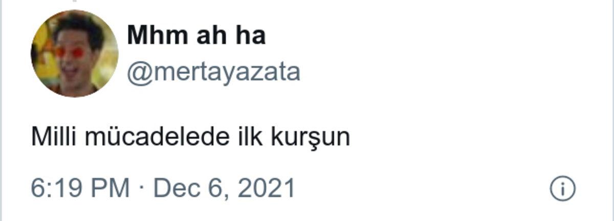 Böyle Olacağı Belliydi: ’Telefonunu Çıkar’ Diyen Adamın Ağzına Telefon Sokulan Video Viral Oldu, İşte Tepkiler