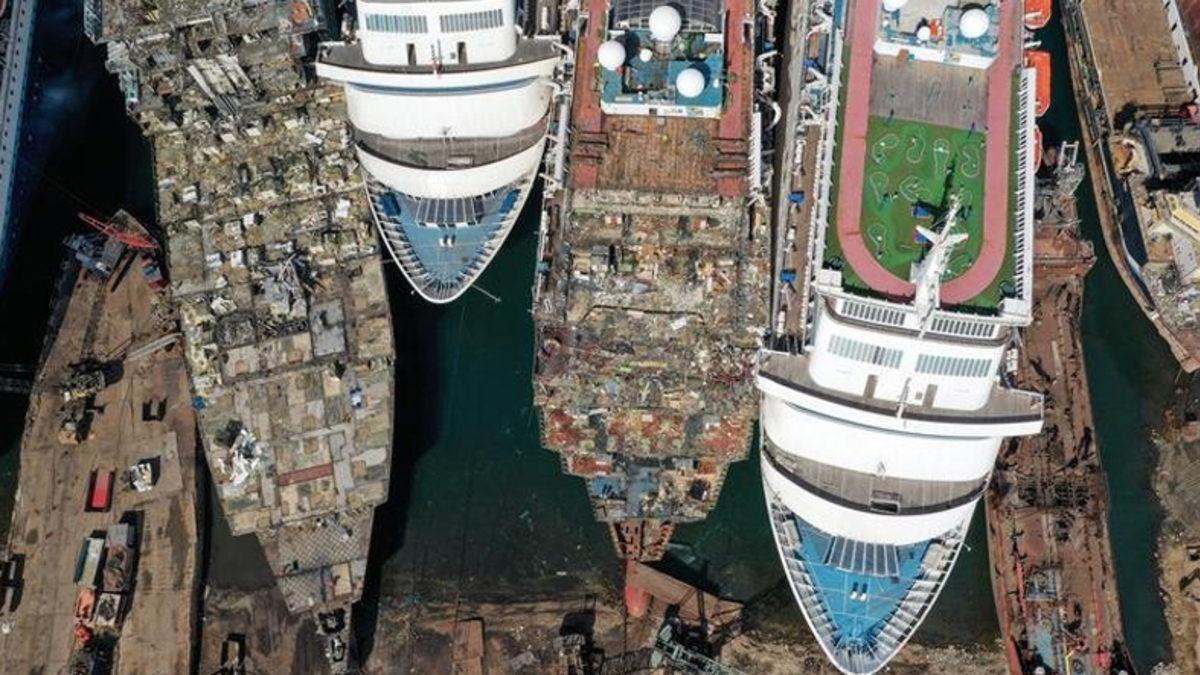 Salgın Nedeniyle İş Yapamayan Dev Yolcu Gemileri, İzmir’de Paramparça Edilecek