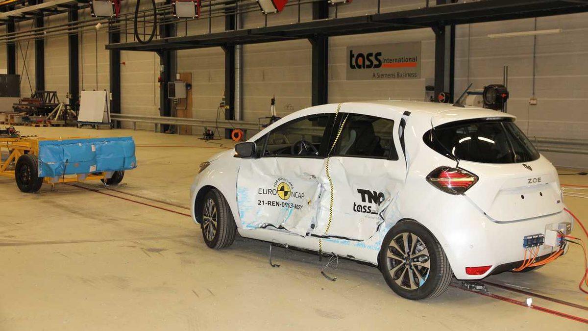 Türkiye’de de Satılan Renault Zoe’nun ‘Arabayı Kartondan mı Yaptınız’ Dedirten Euro NCAP Sonuçları Belli Oldu