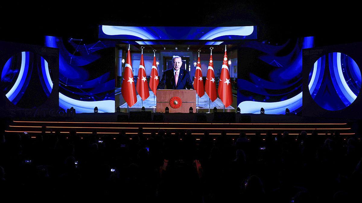 Cumhurbaşkanı Erdoğan’dan Sosyal Medya Açıklaması: Gerçeklerin Üstünün Yalanlarla Örtülmesine Kesinlikle İzin Vermeyeceğiz