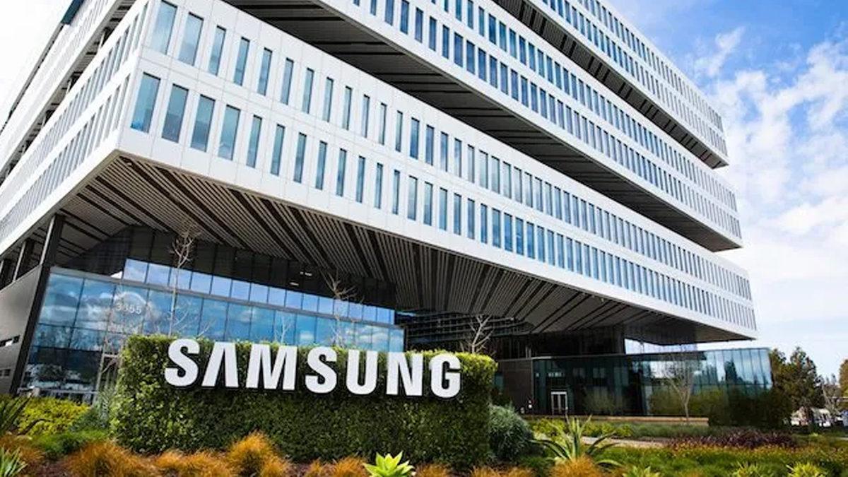 Samsung’un Akıllı Telefon Geliştiren Bölümü İsim Değişikliğine Gitti: Artık ’Deneyim’ Başrolde Olacak