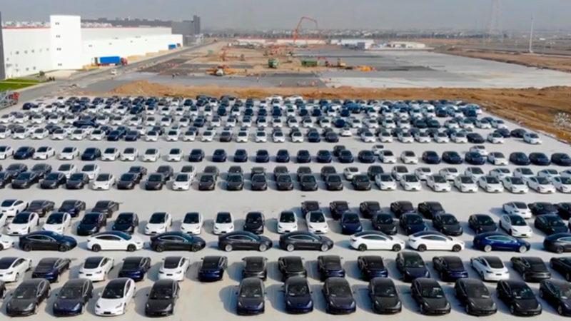 Tesla, Bu Yıl Sonuna Kadar 500.000 Otomobil Üretmeyi Hedefliyor