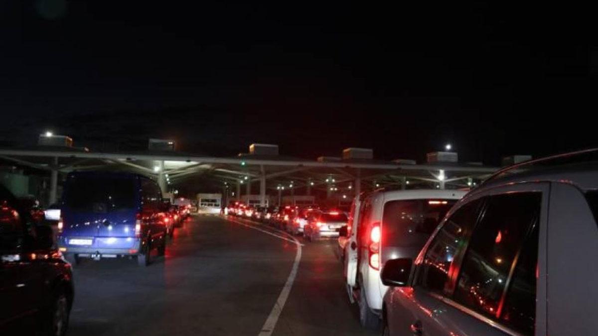 TL’nin Değer Kaybı Sonrası Bulgar Turistlerin Edirne’ye Akın Etmesi Sosyal Medyada Gündem Oldu: 