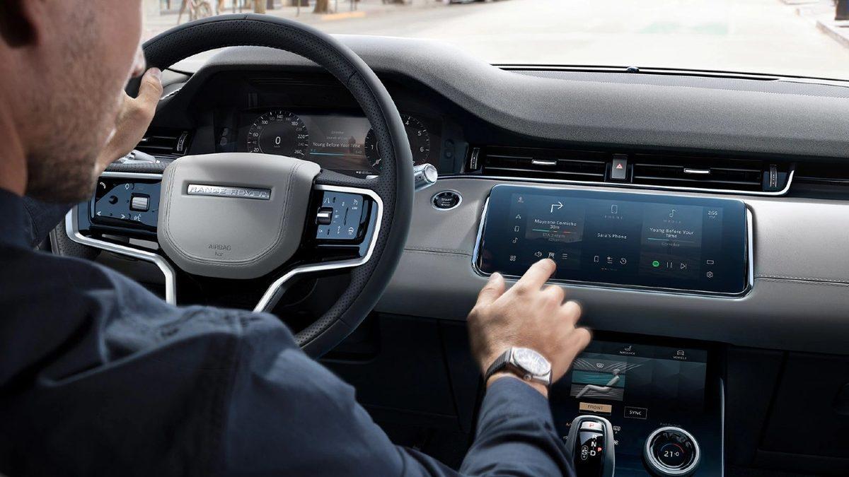 Türkiye’de Satışa Çıkan Yeni Range Rover Evoque’un Dikkat Çeken Özellikleri ve Fiyat Listesi