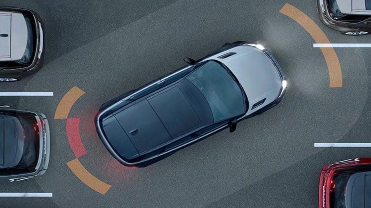 Türkiye’de Satışa Çıkan Yeni Range Rover Evoque’un Dikkat Çeken Özellikleri ve Fiyat Listesi