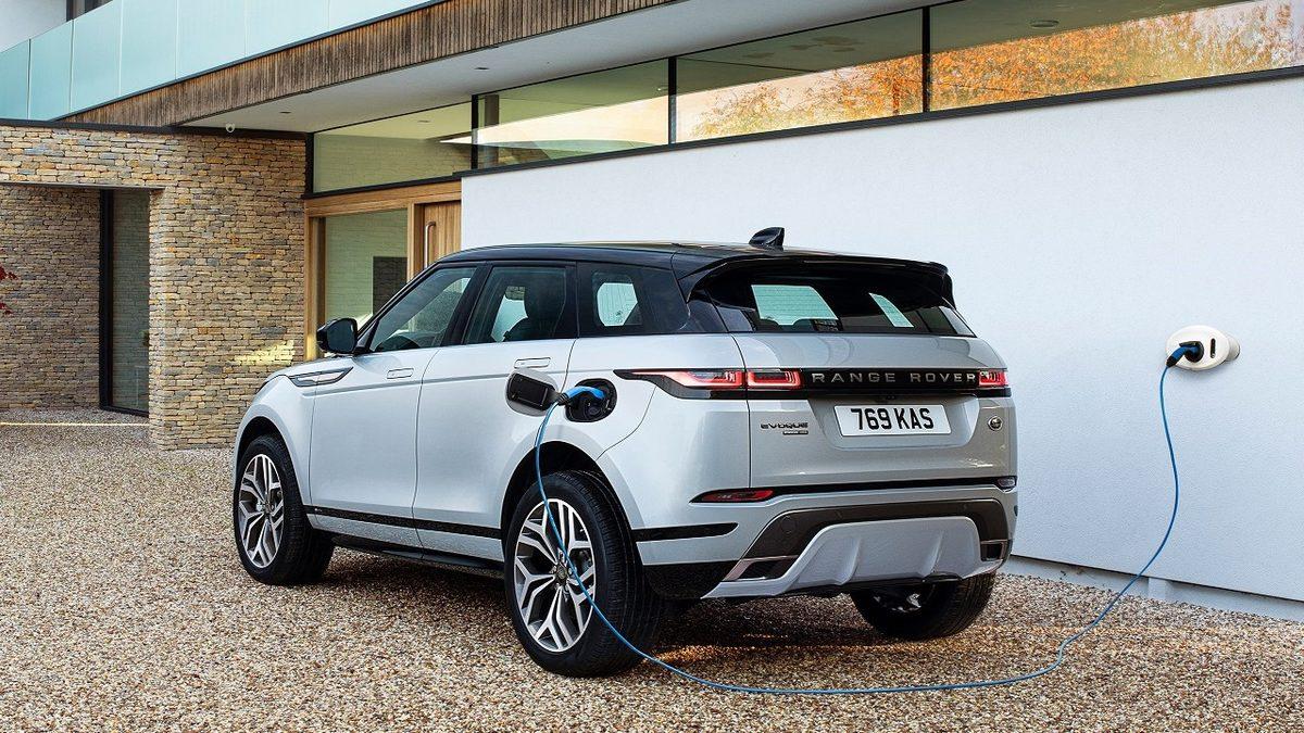 Türkiye’de Satışa Çıkan Yeni Range Rover Evoque’un Dikkat Çeken Özellikleri ve Fiyat Listesi