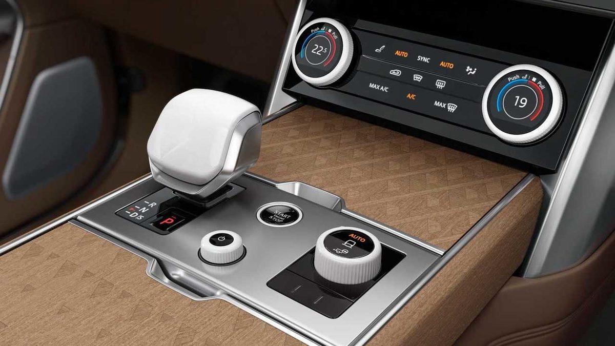 SUV Görünümlü Sanat Eseri: 1.6 Milyondan Fazla Özelleştirme Seçeneğine Sahip 2023 Range Rover SV Tanıtıldı