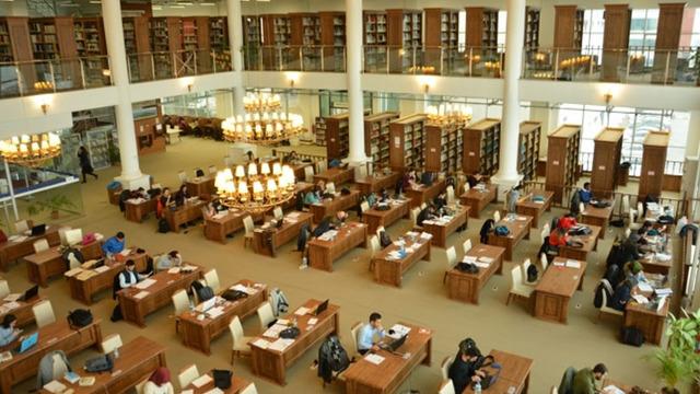 Bazı Üniversitelerin Kütüphanelerinde 1 Kitap Bile Olmadığı Ortaya Çıktı