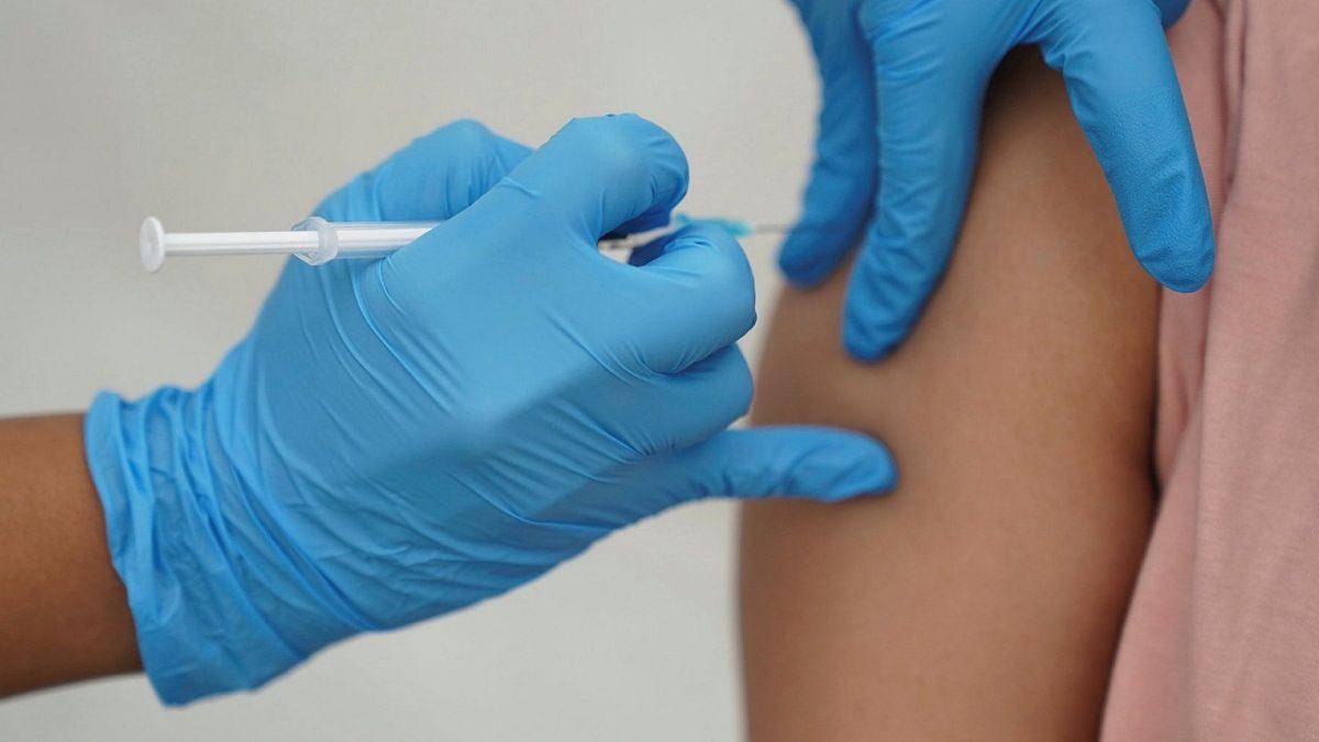 Üçüncü Doz Aşının Omicron Varyantına Karşı Ne Kadar Etkili Olduğu Açıklandı