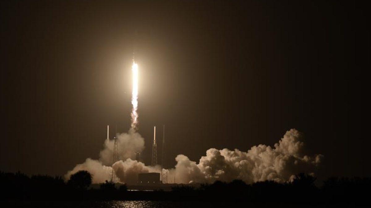 Türksat 5B Uydusu, SpaceX’in Falcon 9 Roketiyle Uzaya Gönderildi
