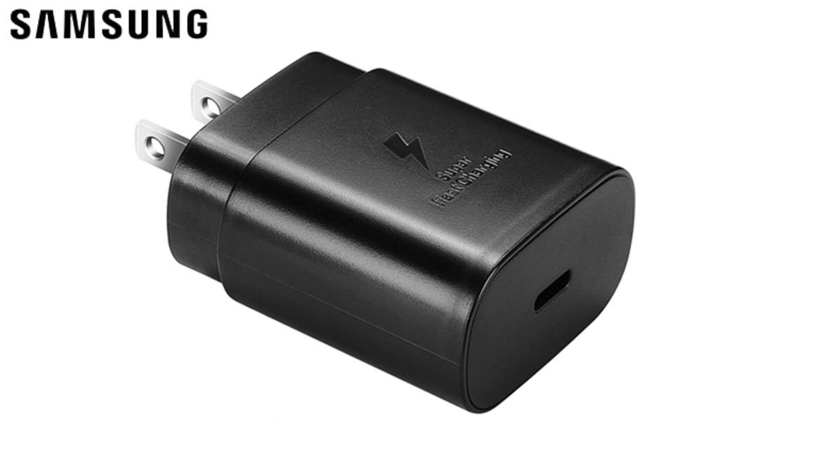 Samsung ve Xiaomi’den Şarj Cihazsız iPhone 12 Ailesine Gönderme