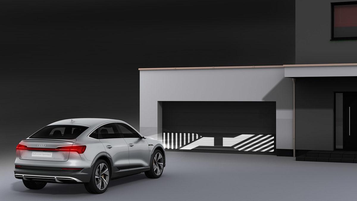 Audi’den Film Projektörü Gibi Far Teknolojisi: Digital Matrix Light