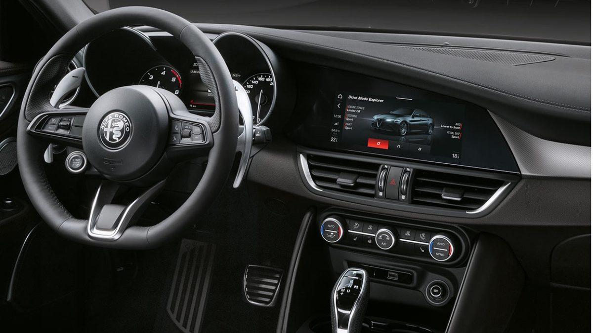 Alfa Romeo Giulia Fiyat Listesi ve Dikkat Çeken Özellikleri