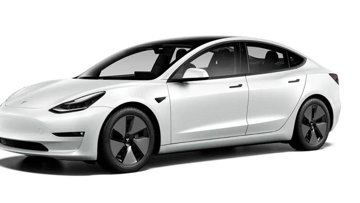 Tesla, 2021 Model 3 Modellerinin Menzilini Artırdı