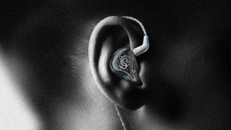 Yarı Şeffaf Tasarıma Sahip Meizu UR Live Special Edition Kablolu Kulaklık Duyuruldu