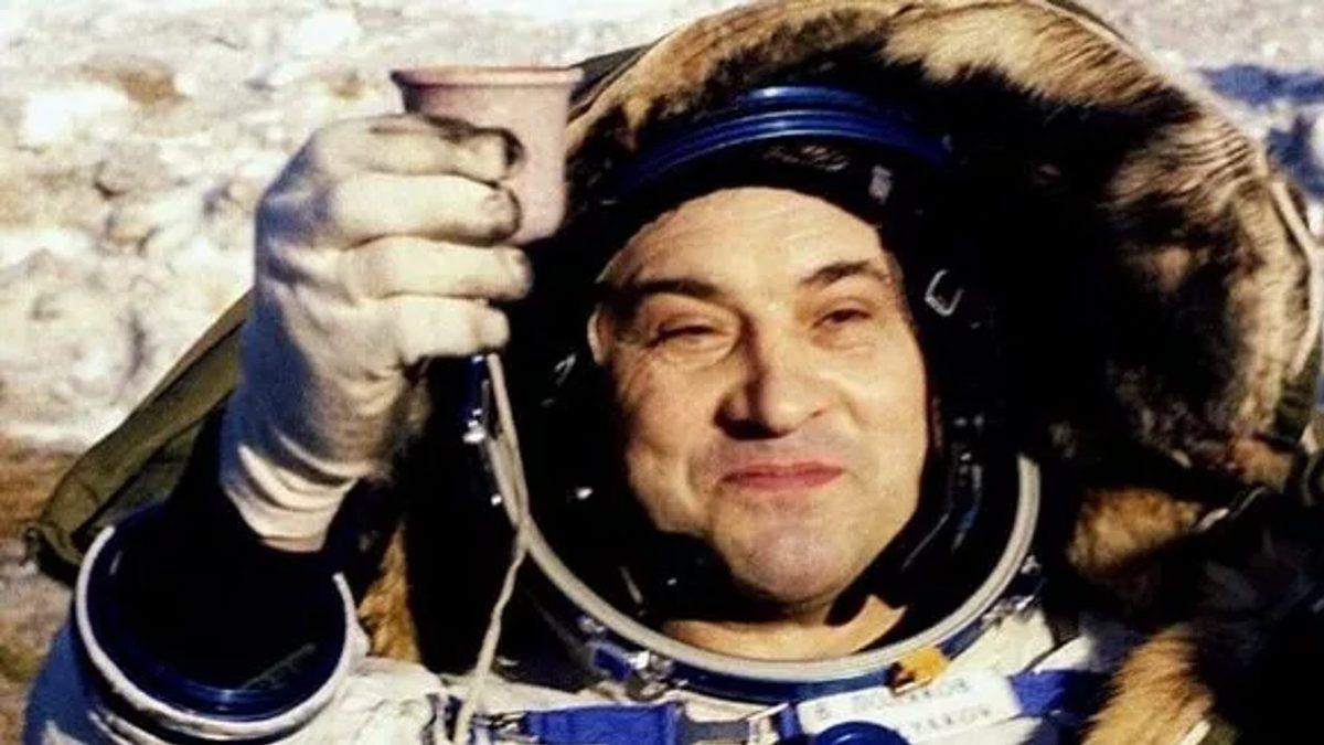 Uzayda Bazen Aylar Geçiren Astronotlar Bu Sırada Mastürbasyon Yapabiliyor mu?