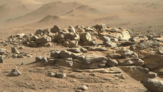 NASA, 2021’in En Çok Beğenilen Mars Fotoğraflarını Yayınladı [Video]