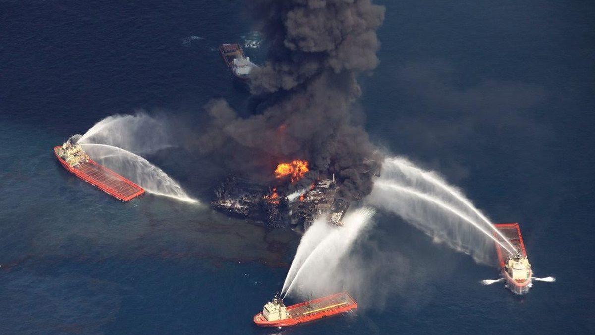 En Az Çernobil Kadar Dünyamıza Zarar Veren, Tarihin En Büyük Petrol Faciası: Deepwater Horizon