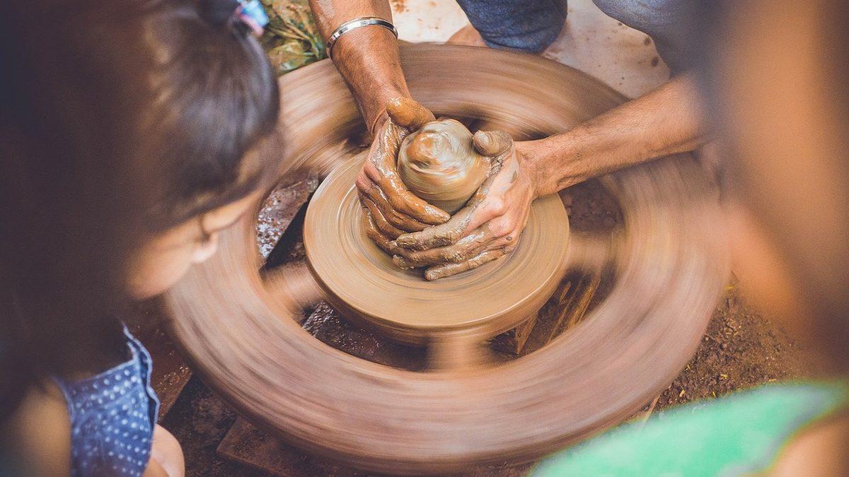 Tekerleği İlk Kim, Nasıl ve Ne Zaman Buldu? İlk Tekerleklerin Kullanım Amacı Düşündüğünüzden Çok Farklı!