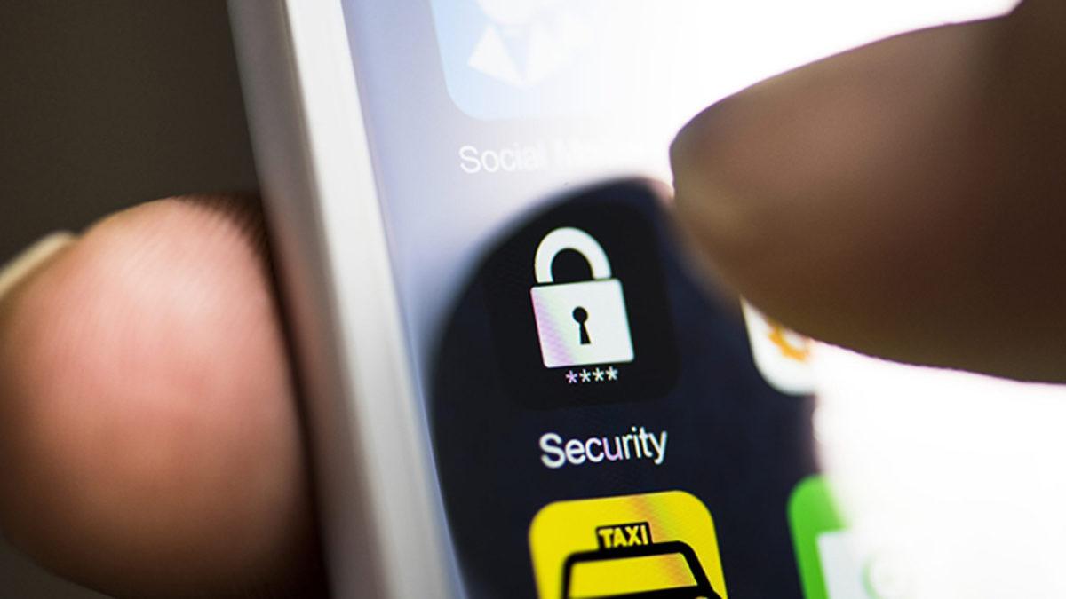 Akıllı Telefonlarda Hacker Saldırılarından Korunma Yolları