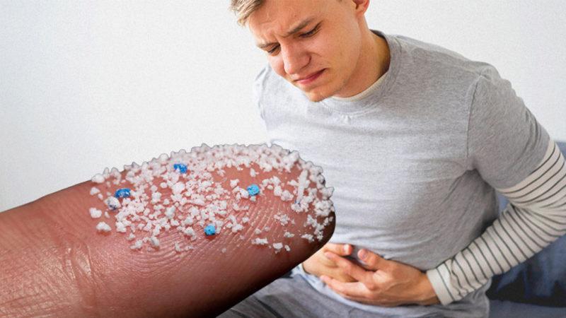 Doğduğumuz Andan İtibaren Vücudumuzdalar: Mikroplastiklerin Kronik Bağırsak Hastalıklarına Sebep Olabileceği Tespit Edildi
