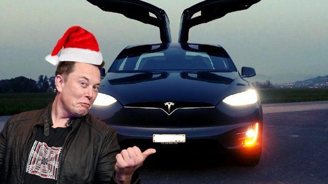 Tesla Otomobillere, Aracı Disko Topuna Çeviren ’Işık Gösterisi’ Özelliği Geldi [Video]