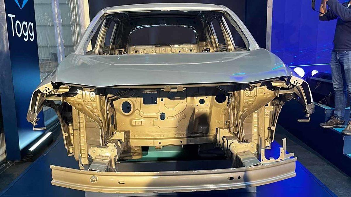 Yerli Otomobil TOGG’un Üretileceği Fabrikanın İçinden İlk Fotoğraflar Geldi