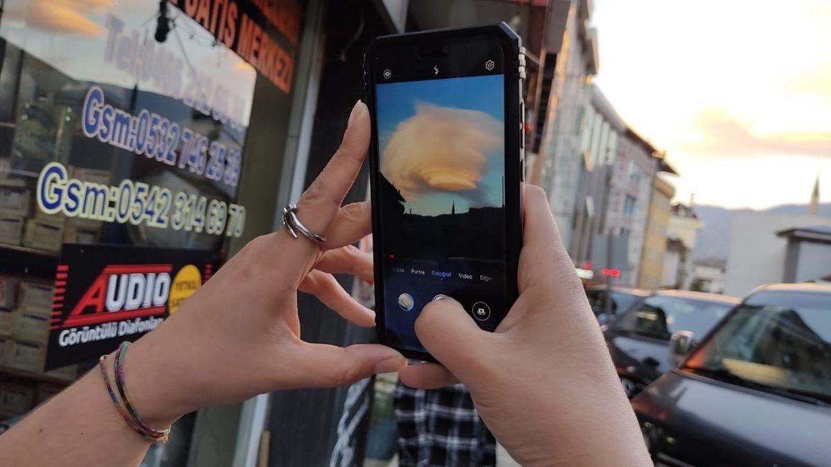 Artvin Semalarında Yapısıyla Büyüleyen ’Merceksi Bulutlar’ Göründü