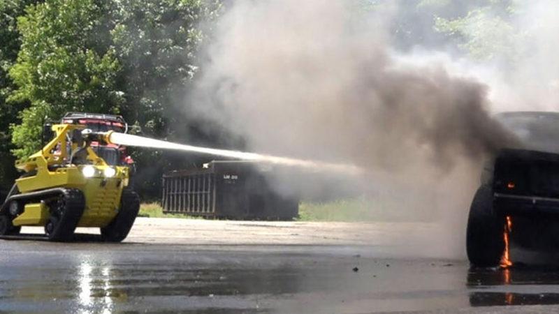 ABD’nin İtfaiyeci Robotu İlk Yangınına Müdahale Etti