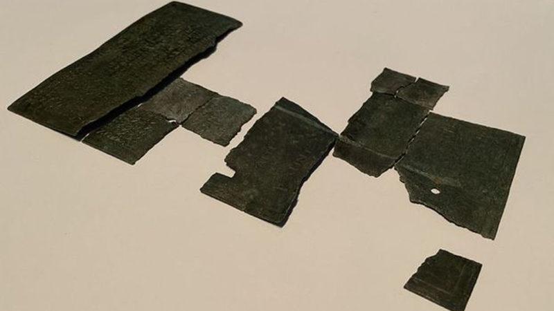 Adıyaman’da 1900 Yıllık Tamamen Bronz ’Askeri Diploma’ Bulundu