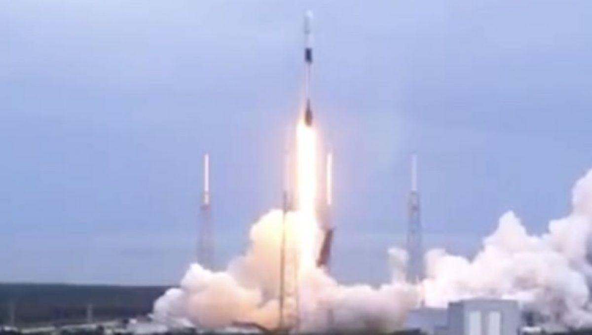 SpaceX, 15. Görevinde 60 Yeni Starlink Uydusunu Fırlattı