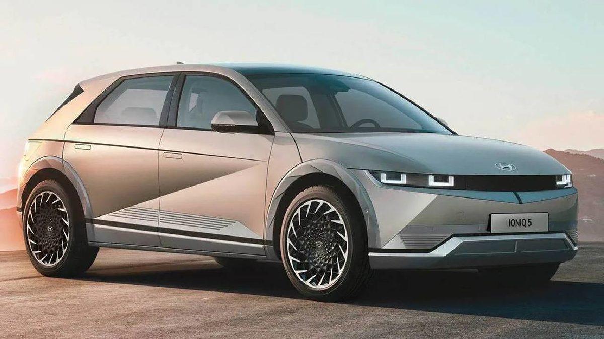 Elektrikli Otomobiller Gümbür Gümbür Geliyor: Hyundai, İçten Yanmalı Motor Bölümünü Tamamen Kapattı