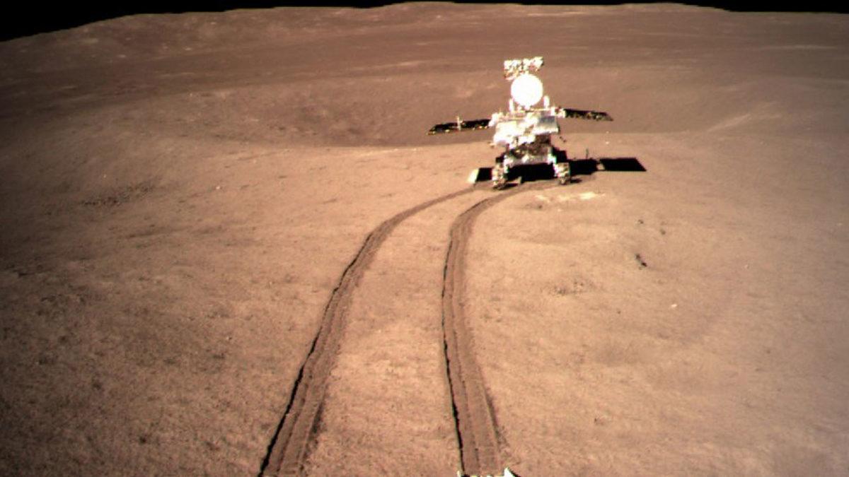 Çin’in Ay’ın Karanlık Yüzüne Gönderdiği Uzay Aracı 565,9 Metre Yol Kat Etti