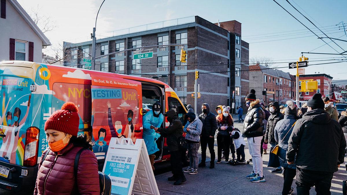 Omicron Varyantının Deltadan Daha Ölümcül Olup Olmadığı Açıklandı