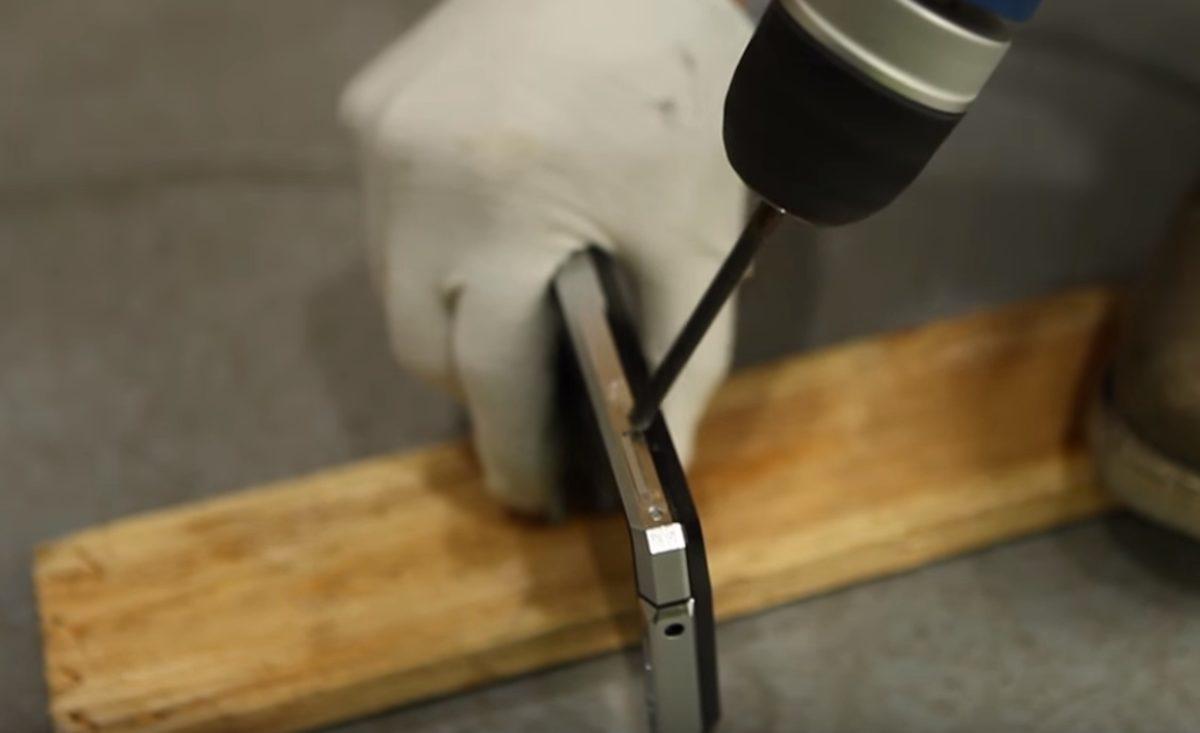 Batarya Canavarı Oukitel K10000’e Yapılmış Acımasız Test