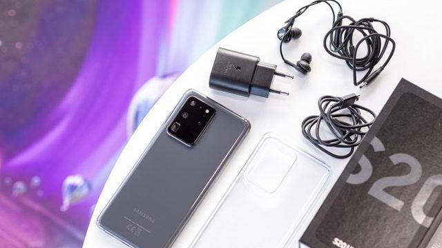 Buralar Karışacak: Apple’dan Sonra Samsung’un da Kutu İçeriğini Sadeleştireceği Söyleniyor