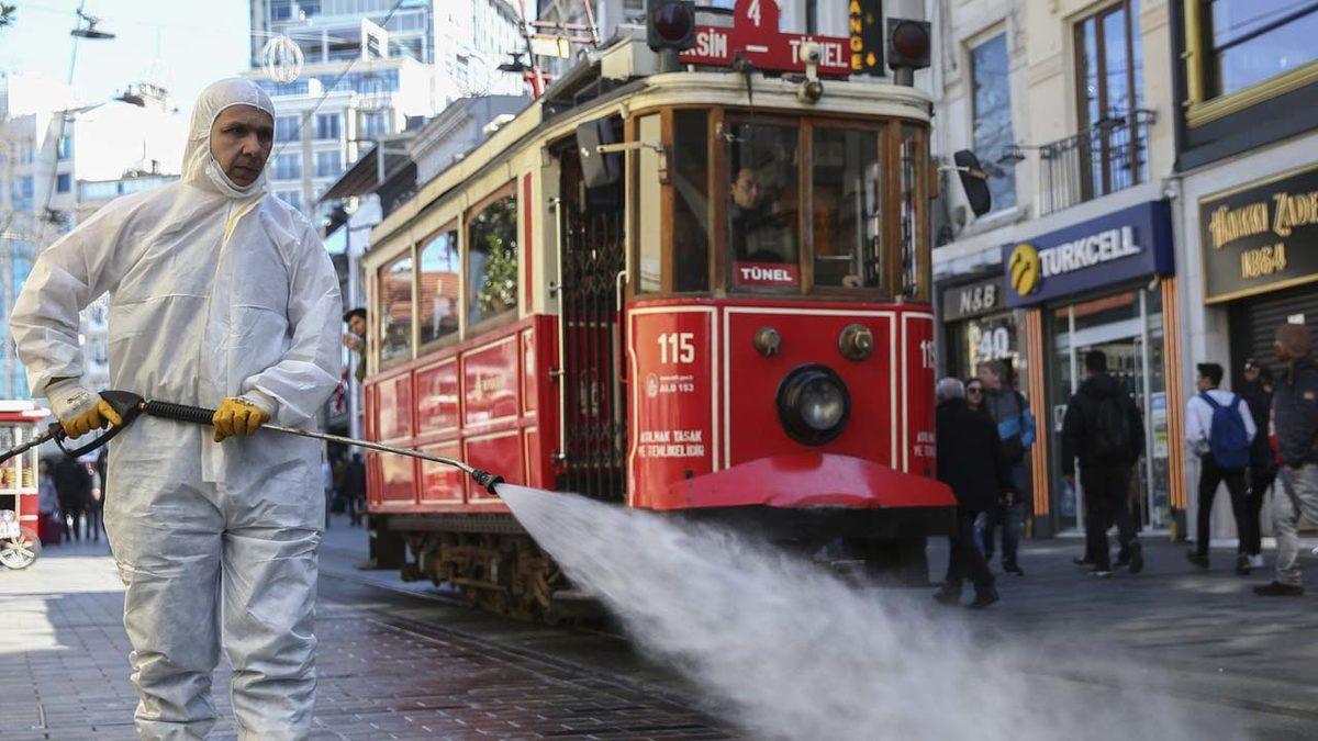 Fahrettin Koca’dan Dizlerinizin Bağını Çözecek Koronavirüs Açıklaması: İstanbul Tam Anlamıyla Patladı