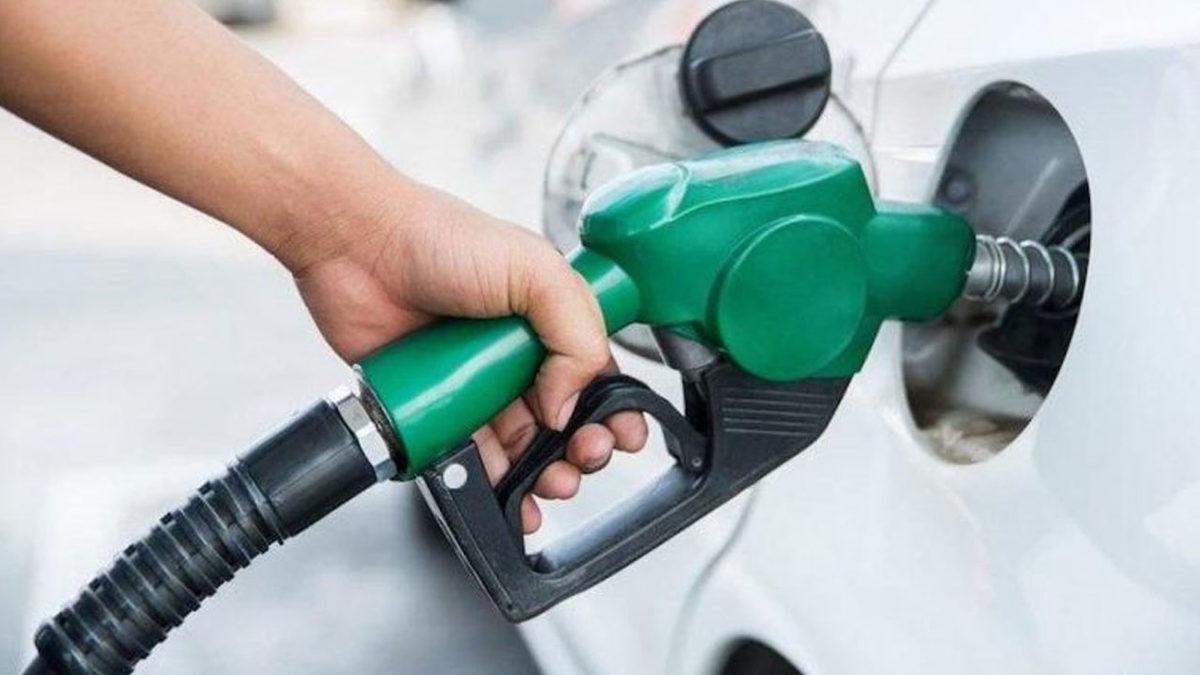 Son Bir Yılda Akaryakıt Fiyatları Nasıl Değişti? (Neredeyse 2 Kat!)