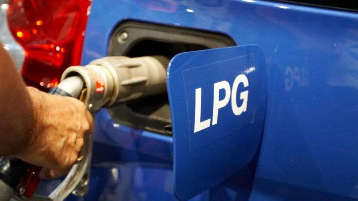 Son Bir Yılda Akaryakıt Fiyatları Nasıl Değişti? (Neredeyse 2 Kat!)