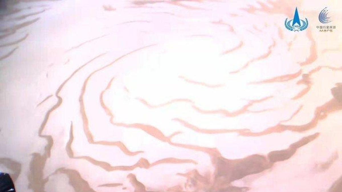 Mars’a Ulaşan İkinci Ülke Olan Çin, Kızıl Gezegen’in Yörüngesinden ve Yüzeyinden Yeni Fotoğraflar Paylaştı